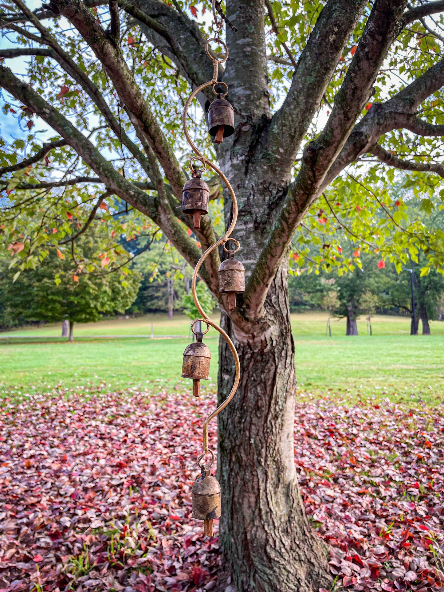 Curved Stem Bell Wind Chimes: 7 Bells